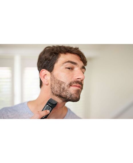 Multigroom Series 3000 9-in-1 Trimmer